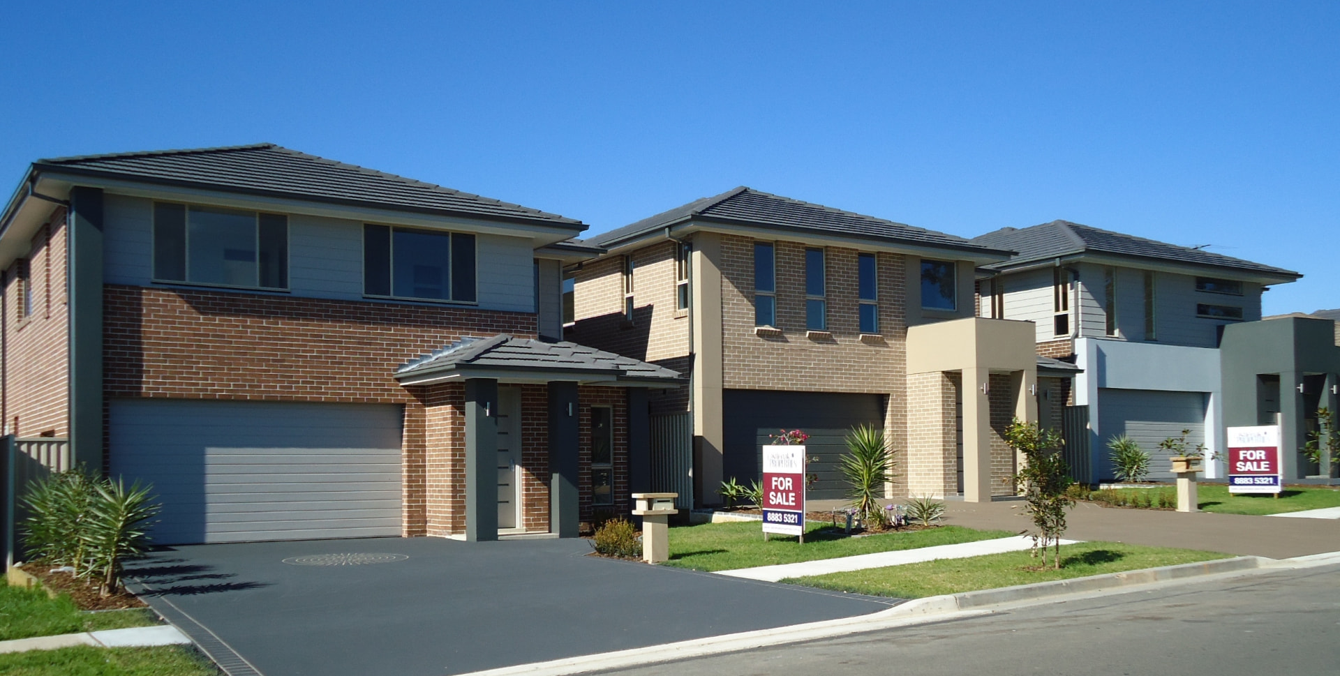 Fyfe Road — Modern two-storey residences, street frontage